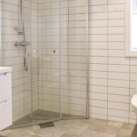 3 Bedroom Stunning In *