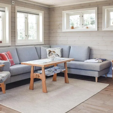 Holiday home 3 Bedroom Stunning In Sjusjoen