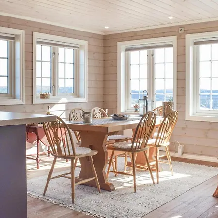 Holiday home 3 Bedroom Stunning In